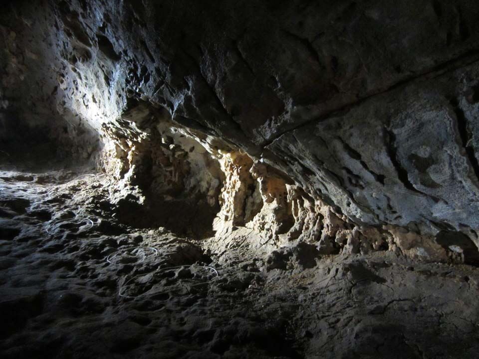 Toirano, Grotte di Toirano, Sala dei Misteri e Museo preistorico della Val Varatella 3